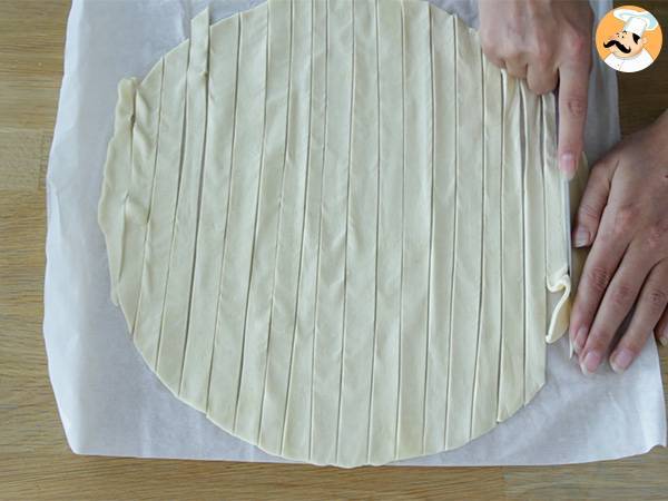 Blätterteigkegel mit Lachs und Schnittlauch - Zubereitung Schritt 1