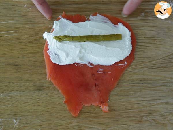 Gerollter Lachs mit Ziegenkäse und Spargel - Zubereitung Schritt 2