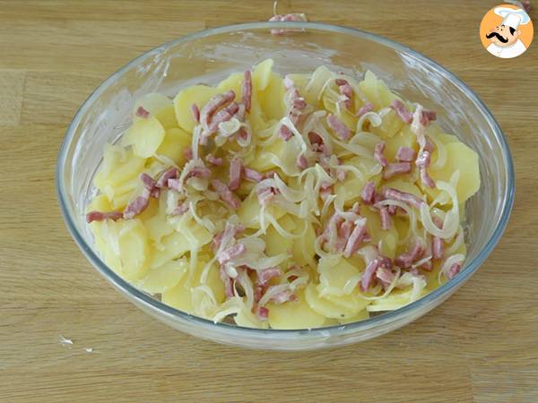 Traditionelles savoyisches Tartiflette - Zubereitung Schritt 3