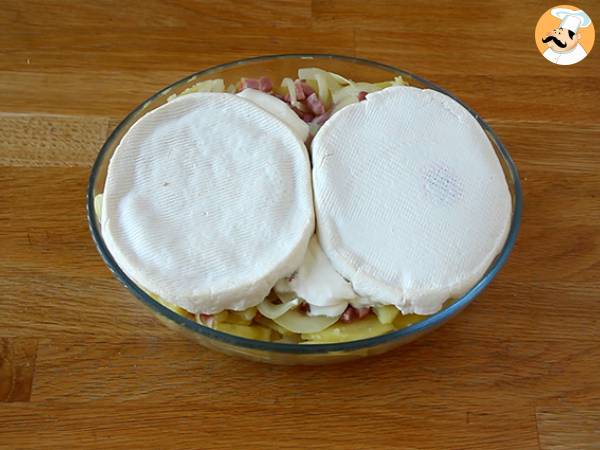 Traditionelles savoyisches Tartiflette - Zubereitung Schritt 5