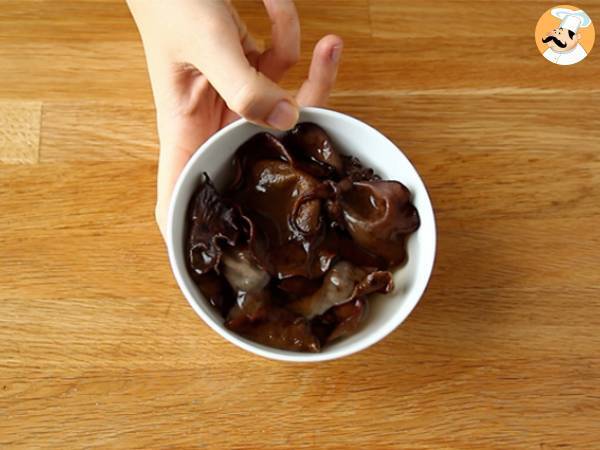 Frühlingsrollen mit Garnelen und Pilzen - Zubereitung Schritt 1