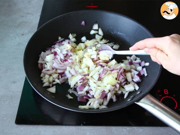 Torte mit Mangold und geriebenem Käse - Zubereitung Schritt 2