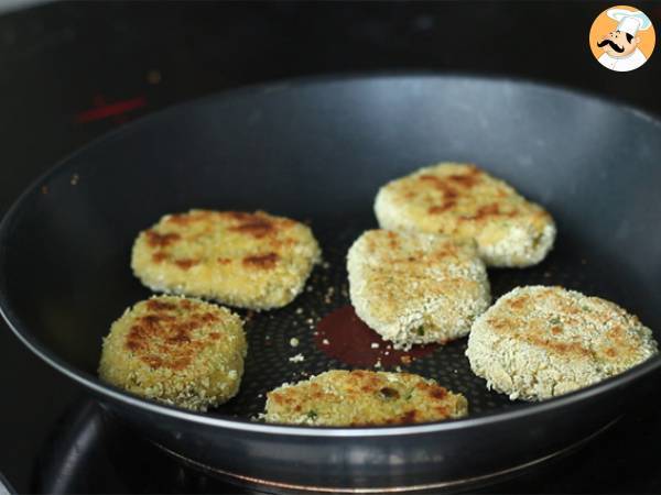Hähnchennuggets mit Erbsen und Möhren - Zubereitung Schritt 3