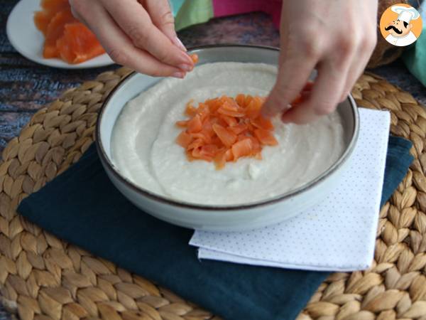 Creme aus Blumenkohl, Kokosnuss und geräuchertem Lachs - Zubereitung Schritt 3
