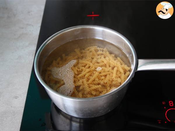 Einfache Thunfischnudeln - Zubereitung Schritt 1