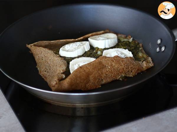 Buchweizenpfannkuchen mit Spinat, Schinken und Ziegenkäse - Zubereitung Schritt 3