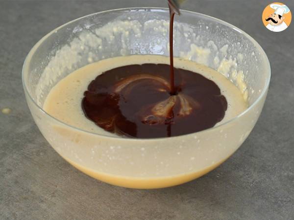 Oster-Schokoladen-Brownies mit übrig gebliebenen Eiern - Zubereitung Schritt 2