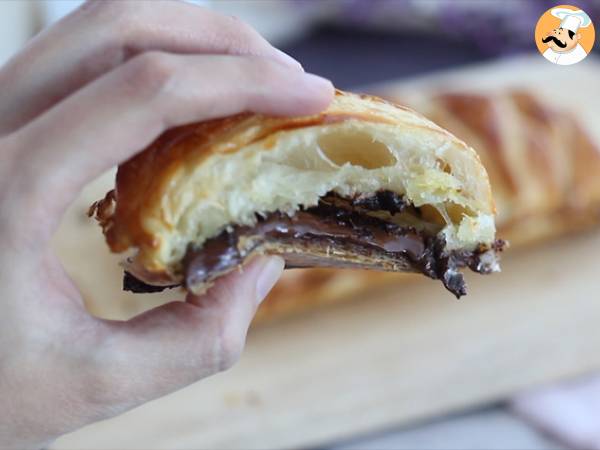 Geflochtener Schokoladenblätterteig - Zubereitung Schritt 4