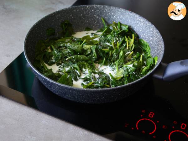 Spinat mit Sahne und Eiern - Zubereitung Schritt 2