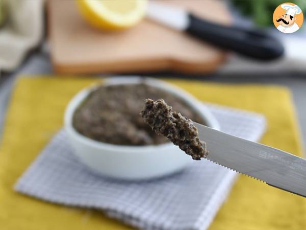 Schnelle Tapenade mit schwarzen Oliven - Zubereitung Schritt 3