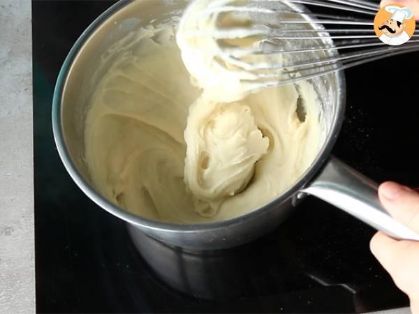 Soufflés mit geräuchertem Lachs und Frischkäse - Zubereitung Schritt 1