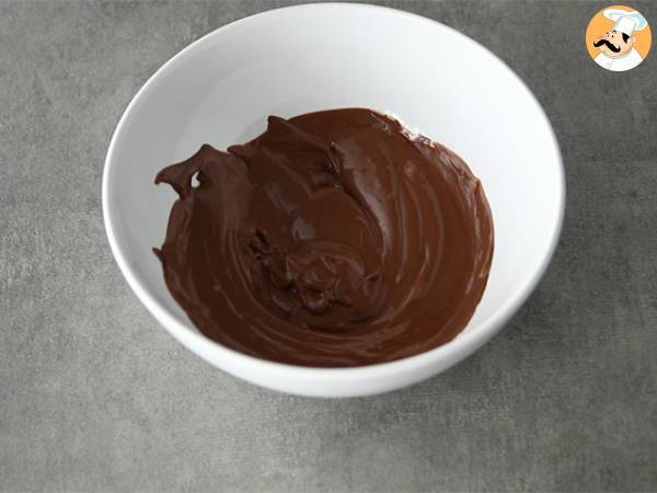 Pralinen mit Marshmallows und Haselnüssen - Zubereitung Schritt 1