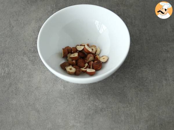 Pralinen mit Marshmallows und Haselnüssen - Zubereitung Schritt 3