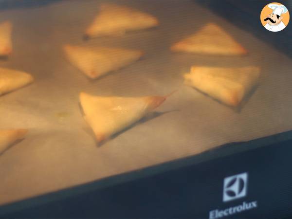 Ziegenkäse und Honig-Samosas - Zubereitung Schritt 6