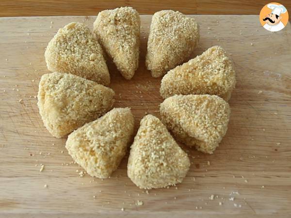 Panierter, schmelzender und knuspriger Camembert - Zubereitung Schritt 4
