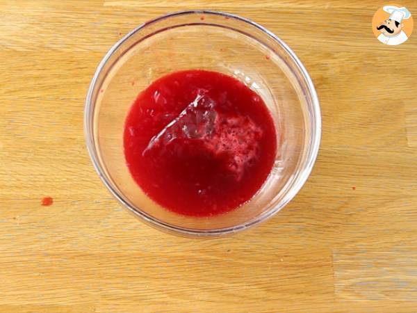 Weiße Schokoladen-Himbeer-Bavarois (Schritte und Video) - Zubereitung Schritt 9