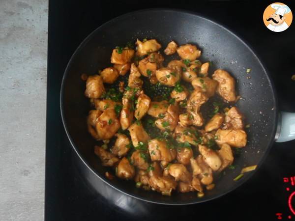 Huhn mit Ingwer und Zitronengras - Zubereitung Schritt 4