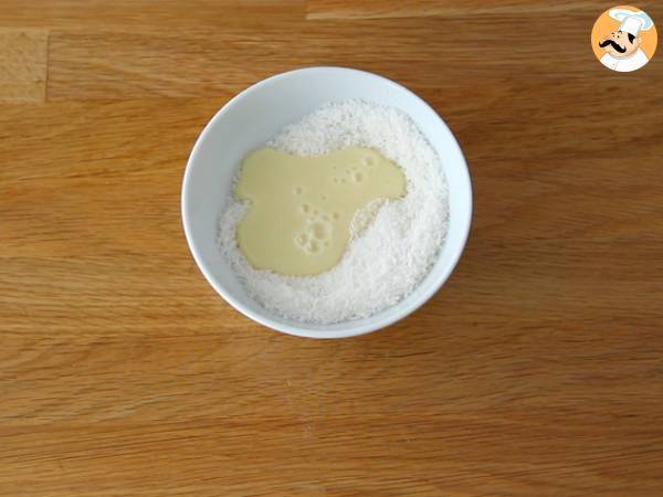 Mit Kokosnuss gefüllte Pralinen im Bounty-Stil - Zubereitung Schritt 3