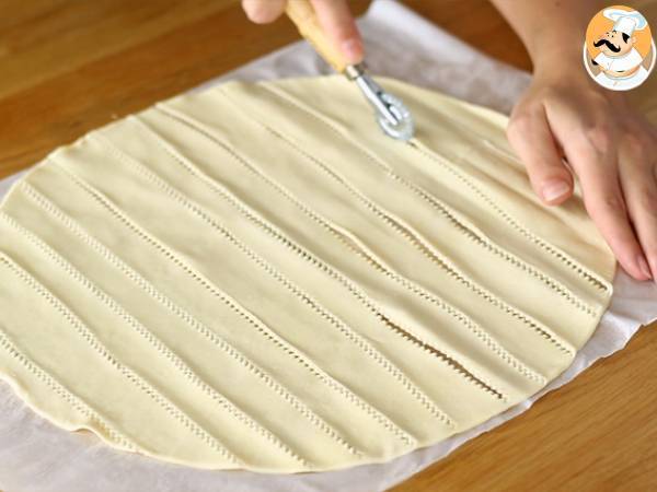 Blätterteigkuchen mit Kirschen - Zubereitung Schritt 3