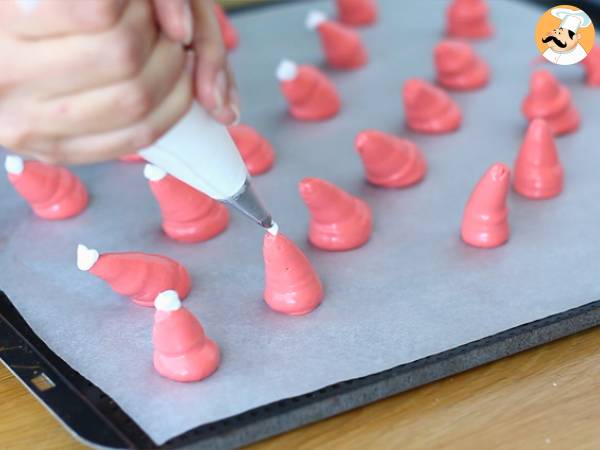 Baiser Weihnachtsmützen - Zubereitung Schritt 3