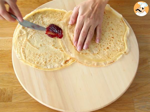 Crêpes-Stamm aus Himbeeren und weißer Schokolade - Zubereitung Schritt 3