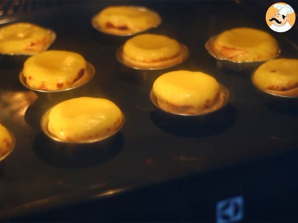 Pasteis de Nata (kleine portugiesische Puddings) - Zubereitung Schritt 7