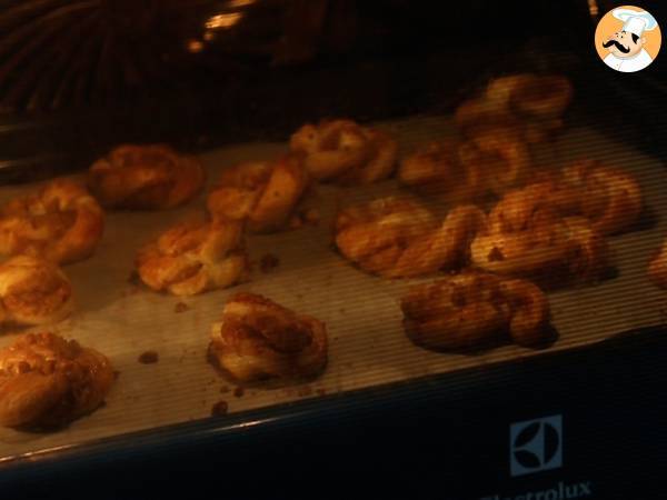 Spekulatius-Blätterteigkekse, Super einfach und schnell - Zubereitung Schritt 6