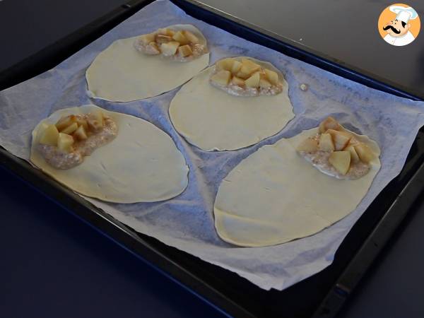 Apfel- und Haselnusscremetaschen zum Dreikönigstag - Zubereitung Schritt 5