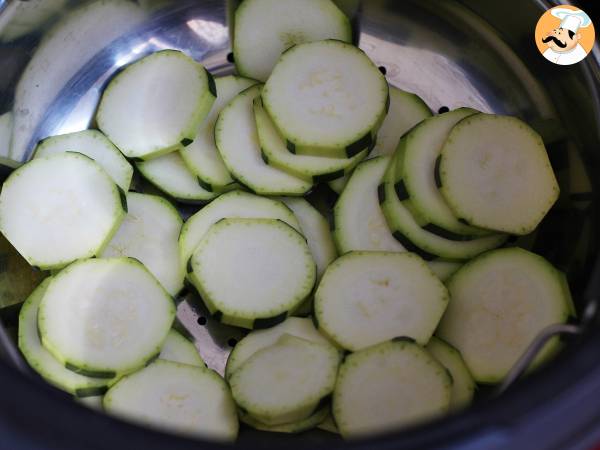 Wie dampft man Zucchini? - Zubereitung Schritt 2