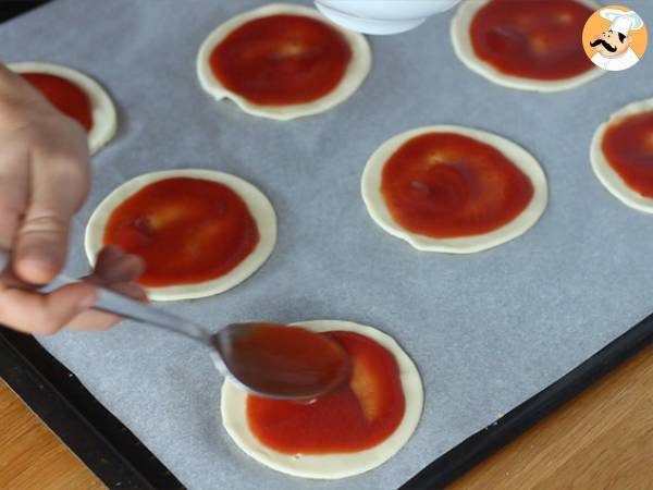 Mumienpizza-Puffs - Zubereitung Schritt 2