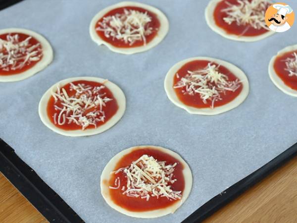 Mumienpizza-Puffs - Zubereitung Schritt 3