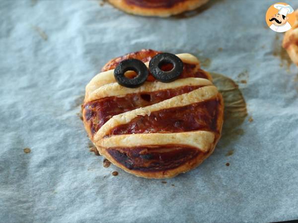 Mumienpizza-Puffs - Zubereitung Schritt 5