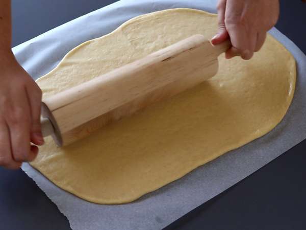 Zimtschnecken mit Frischkäse-Frosting : fluffige Cinnamon Rolls - Zubereitung Schritt 4