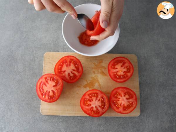 Tomaten gefüllt mit Thunfisch, Frischkäse und Oliven - Zubereitung Schritt 1
