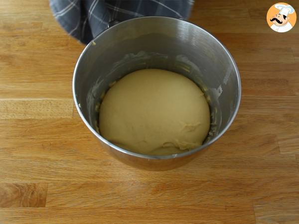 Geflochtene Brioches mit Aprikosen - Zubereitung Schritt 2