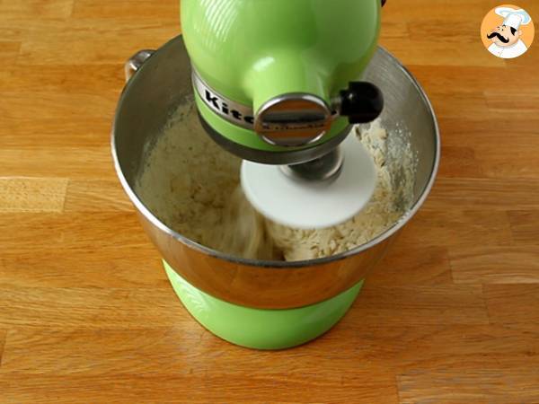 Bretzel mit Mozzarella und Rosmarin - Zubereitung Schritt 2