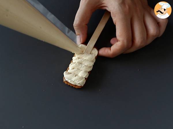 Eiscreme-Sandwiches mit Spekulatius - Zubereitung Schritt 4