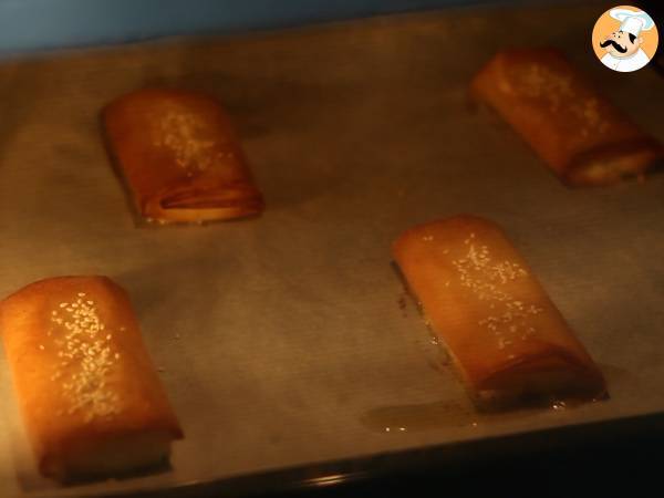 Feta Saganaki, das griechische Rezept für knusprige Feta mit Honig - Zubereitung Schritt 5