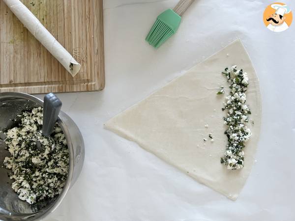 Börek mit Schafskäse und Petersilie - Zubereitung Schritt 2