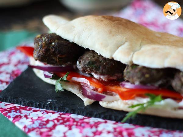 Köfte - die türkischen Frikadellen im Brot - Zubereitung Schritt 4