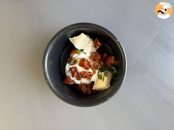 Oeufs cocotte chèvre et tomates séchées au Air Fryer! - Zubereitung Schritt 2
