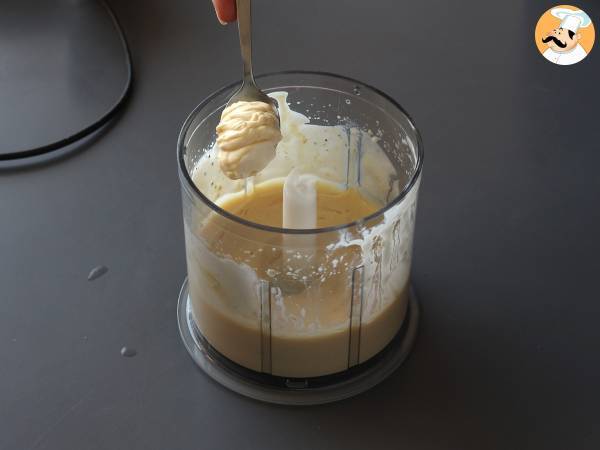 Leichte Mayonnaise mit hartgekochten Eiern und ohne Öl! Perfekt, wenn man keine rohen Eier essen kann. - Zubereitung Schritt 3