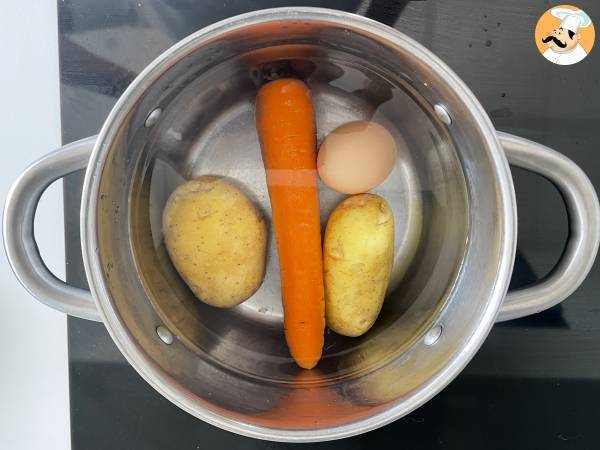 Russischer Salat mit hausgemachter Mayonnaise - Zubereitung Schritt 1