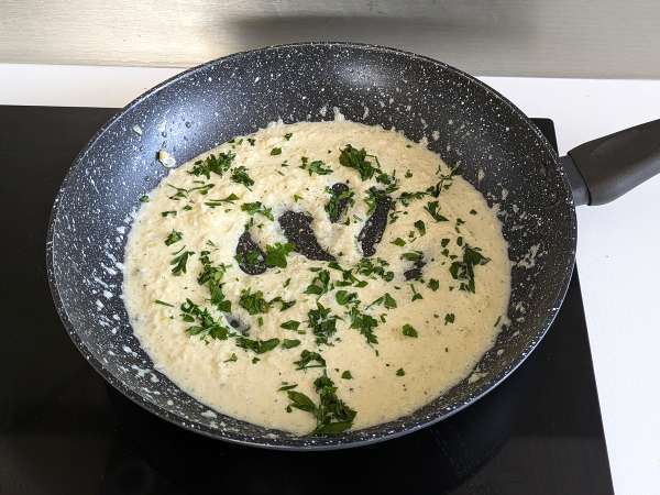 Cremige Pasta mit Zwiebeln : schnell, einfach und günstig - Zubereitung Schritt 6