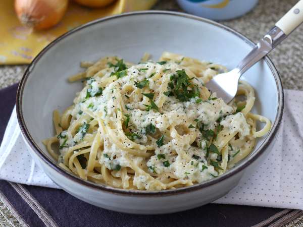 Cremige Pasta mit Zwiebeln : schnell, einfach und günstig - Zubereitung Schritt 8