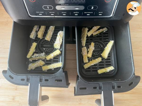 Zucchinifrites im Air Fryer - Zubereitung Schritt 5