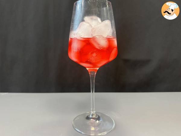 Alkoholfreier Martini Tonic, der fruchtig-frische Cocktail! - Zubereitung Schritt 2