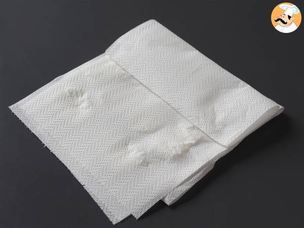 Gebackener Halloumi in der Pfanne als süß-salzige Version mit Honig und Rosmarin - Zubereitung Schritt 2