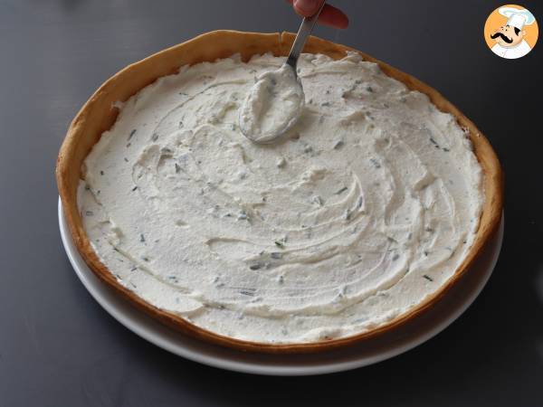 Erfrischende Sommertorte: Ricotta, Gurke und Räucherlachs - Zubereitung Schritt 7