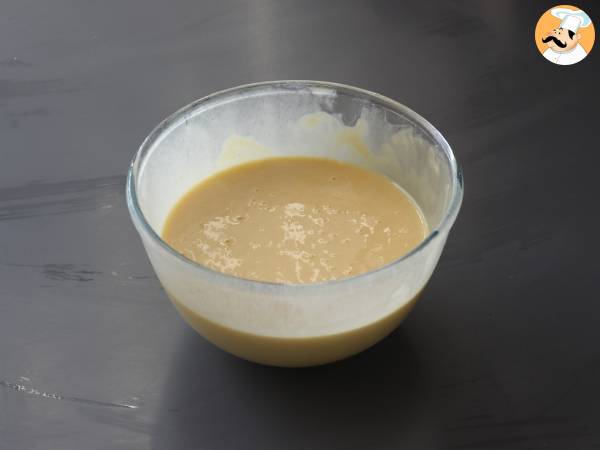 Umgekehrter Pfirsichkuchen, saftig, zartschmelzend und karamellisiert - Zubereitung Schritt 5